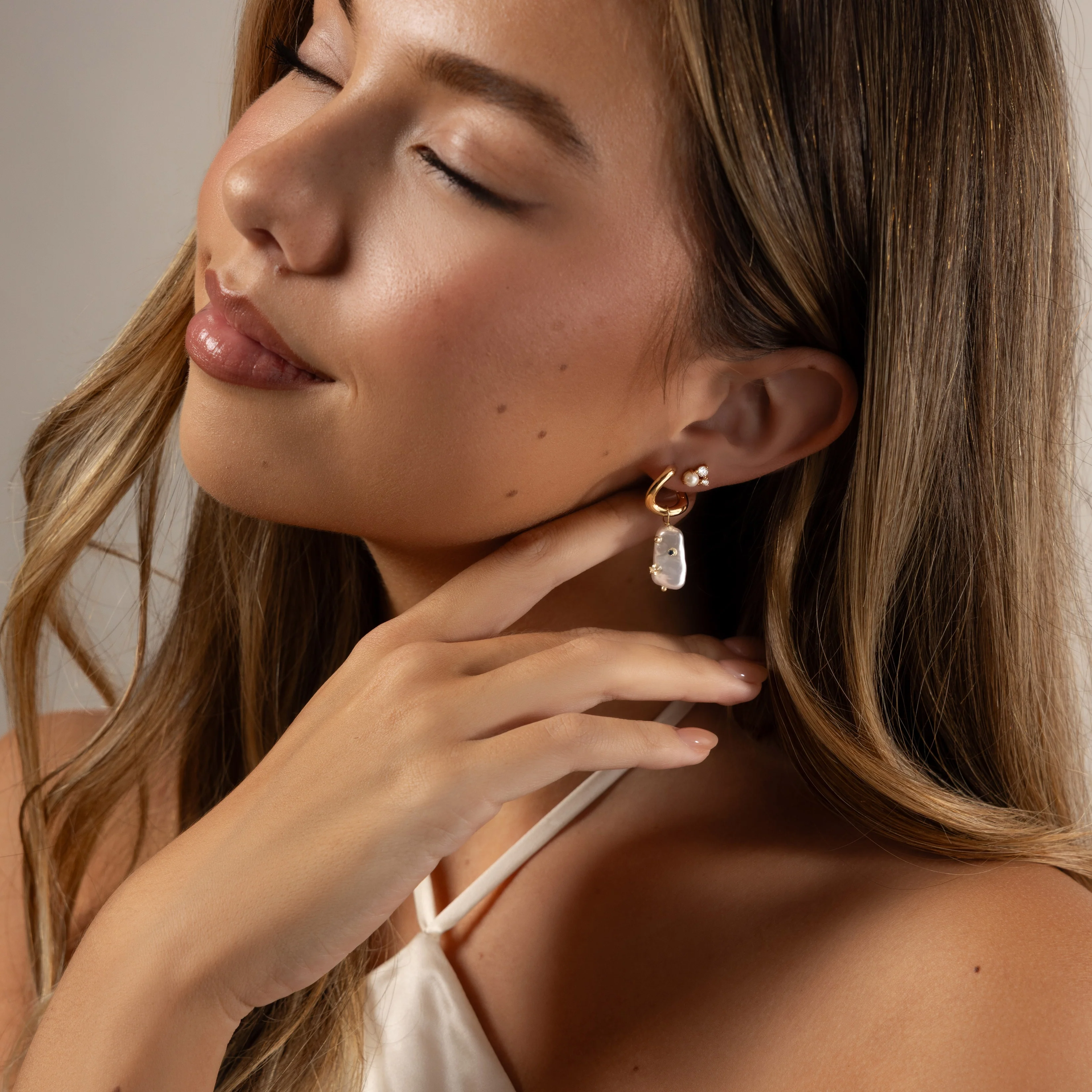Starry Baroque Pearl Charm Hoops in 18K Gold - Image 6