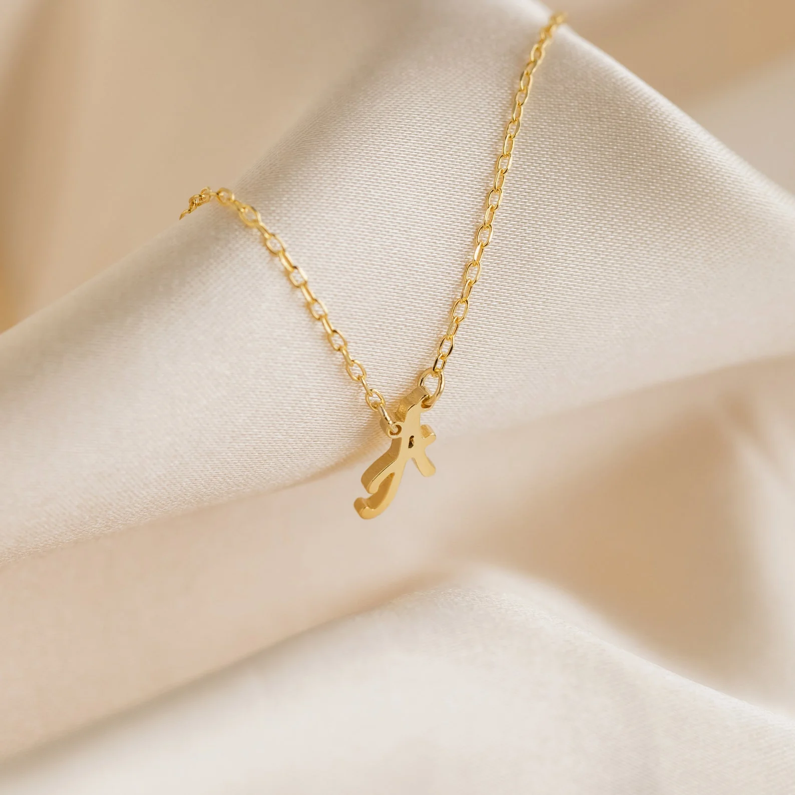 Stylish Dainty Initial Necklace - Image 7