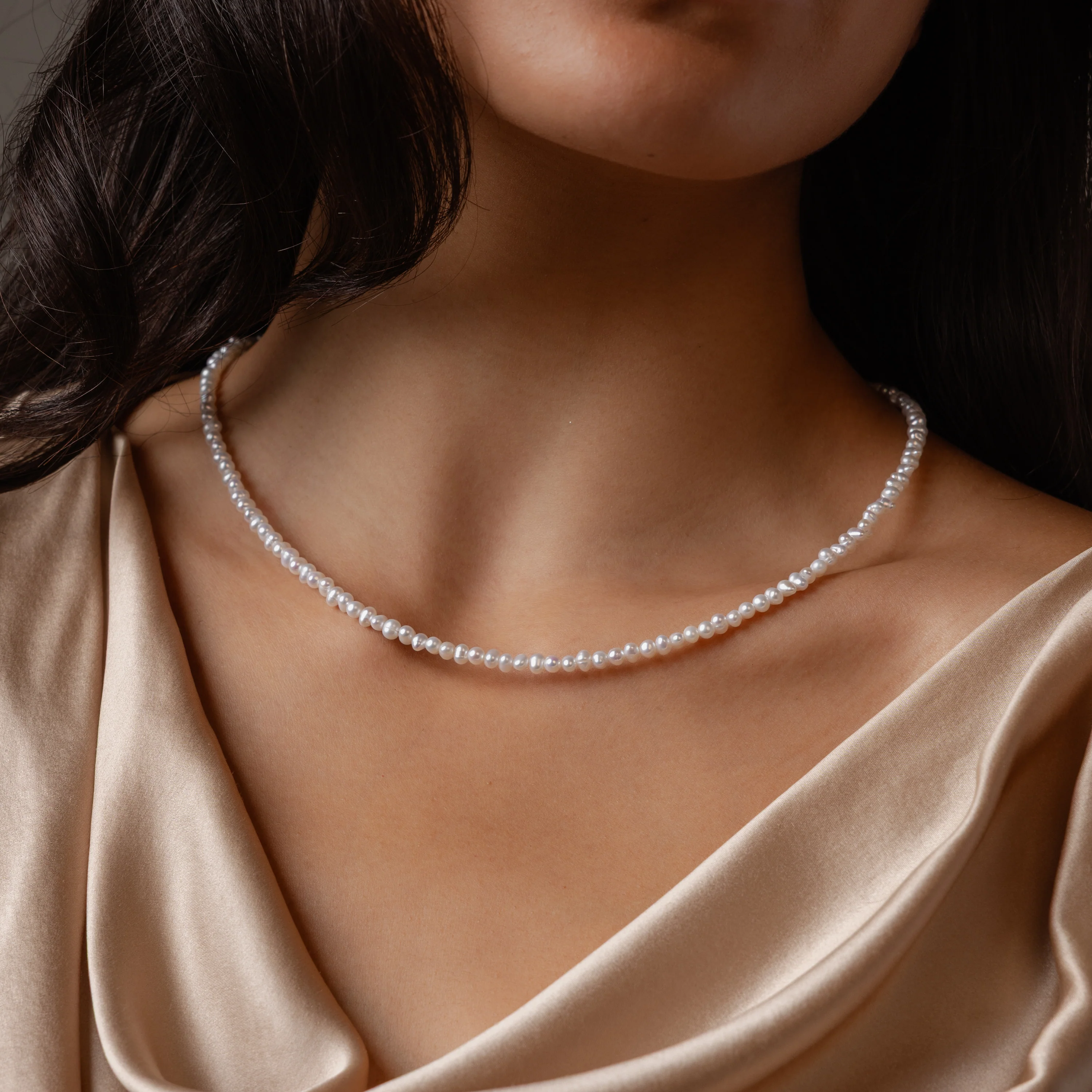 Summer Pearl Beaded Necklace in Silver - Image 2