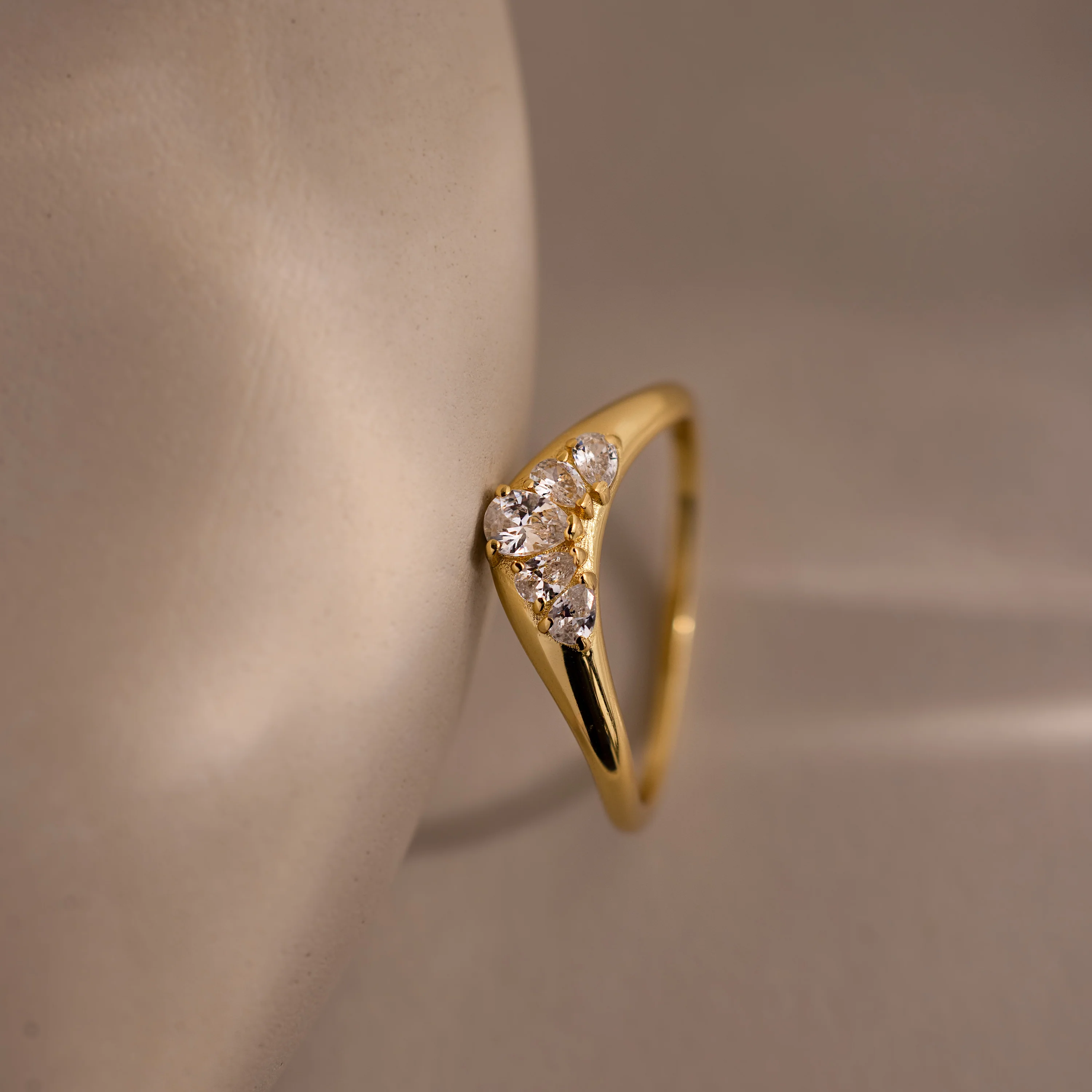 Sunrise Diamond Curve Ring - Image 3