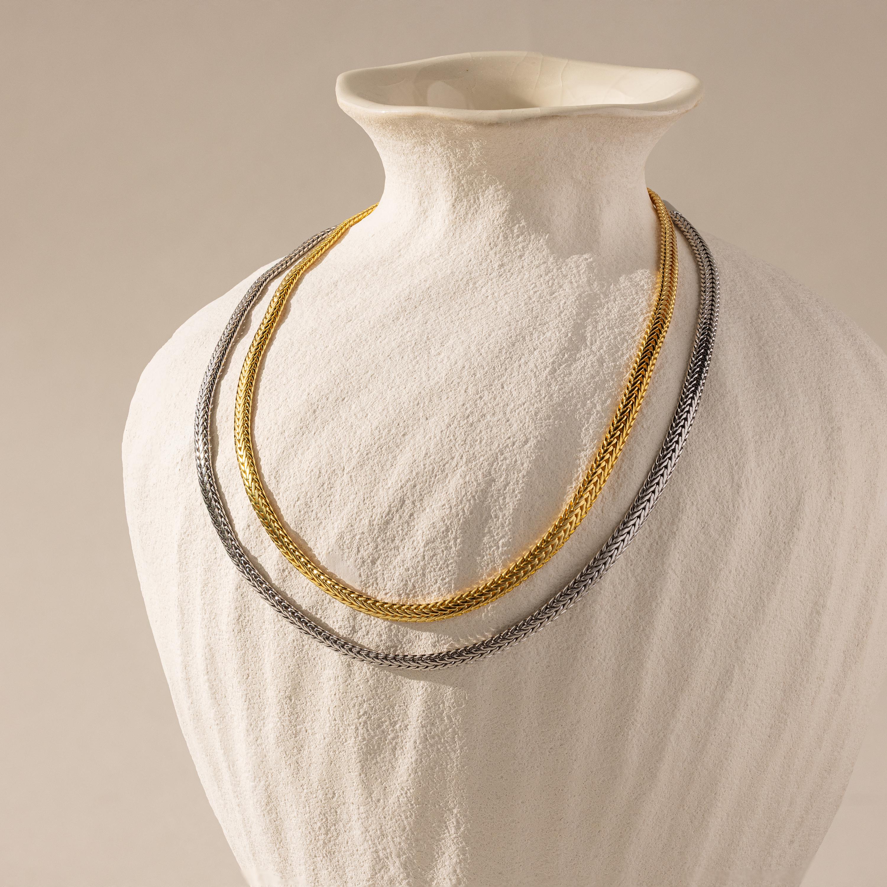 Thick Mesh Chain Necklace in Silver - Image 4