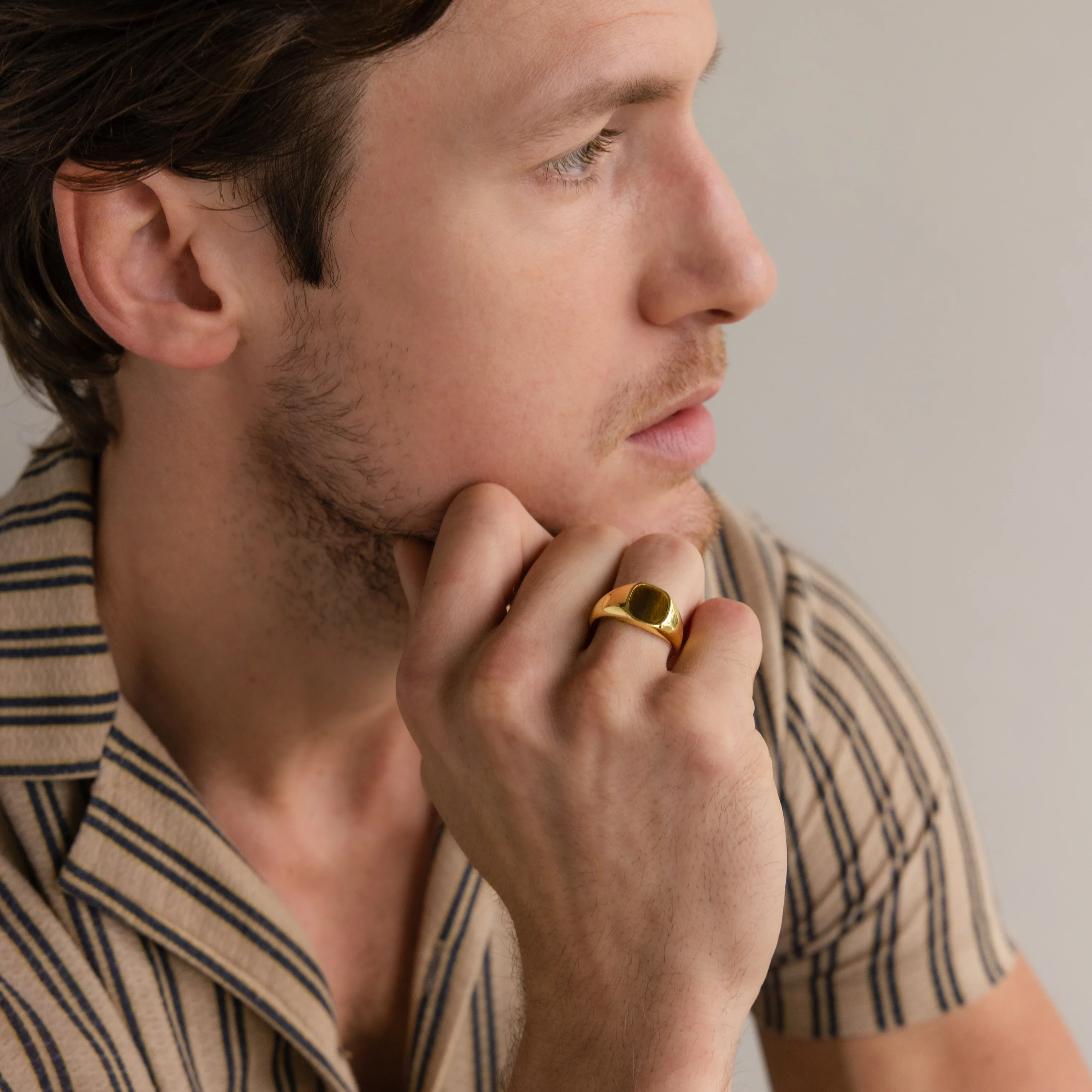 Tigers Eye Signet Ring in 18K Gold - Image 2