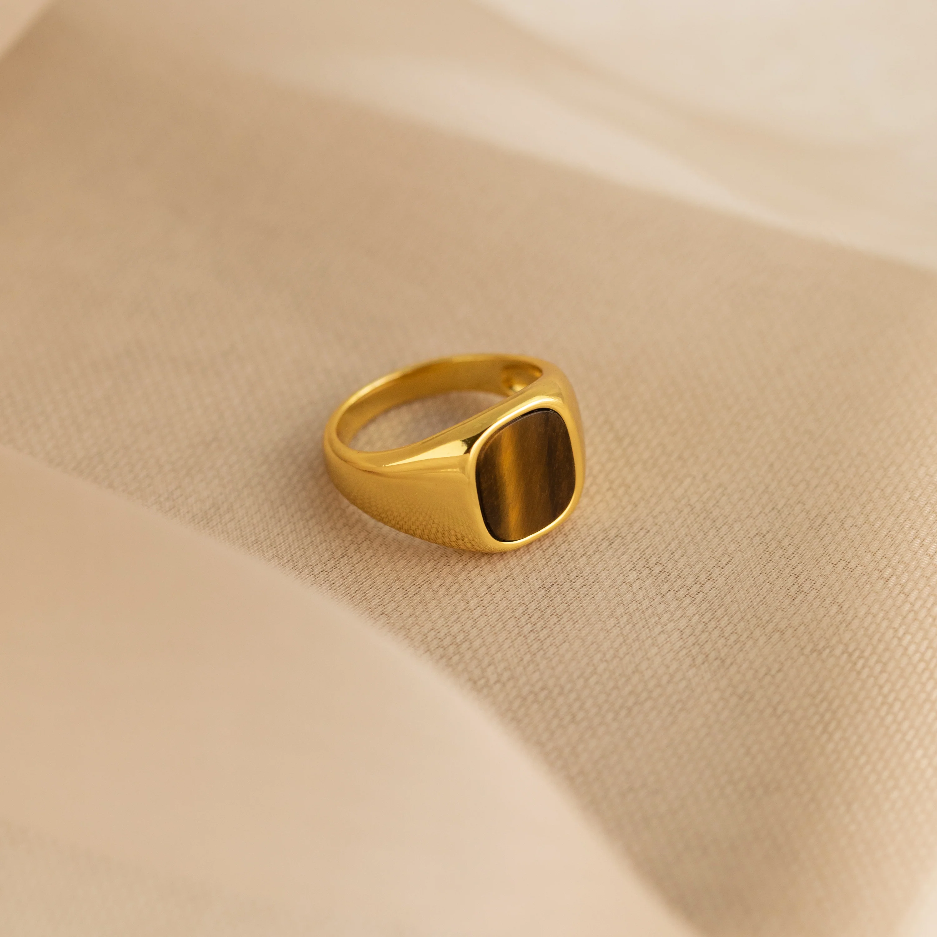 Tigers Eye Signet Ring in 18K Gold - Image 6