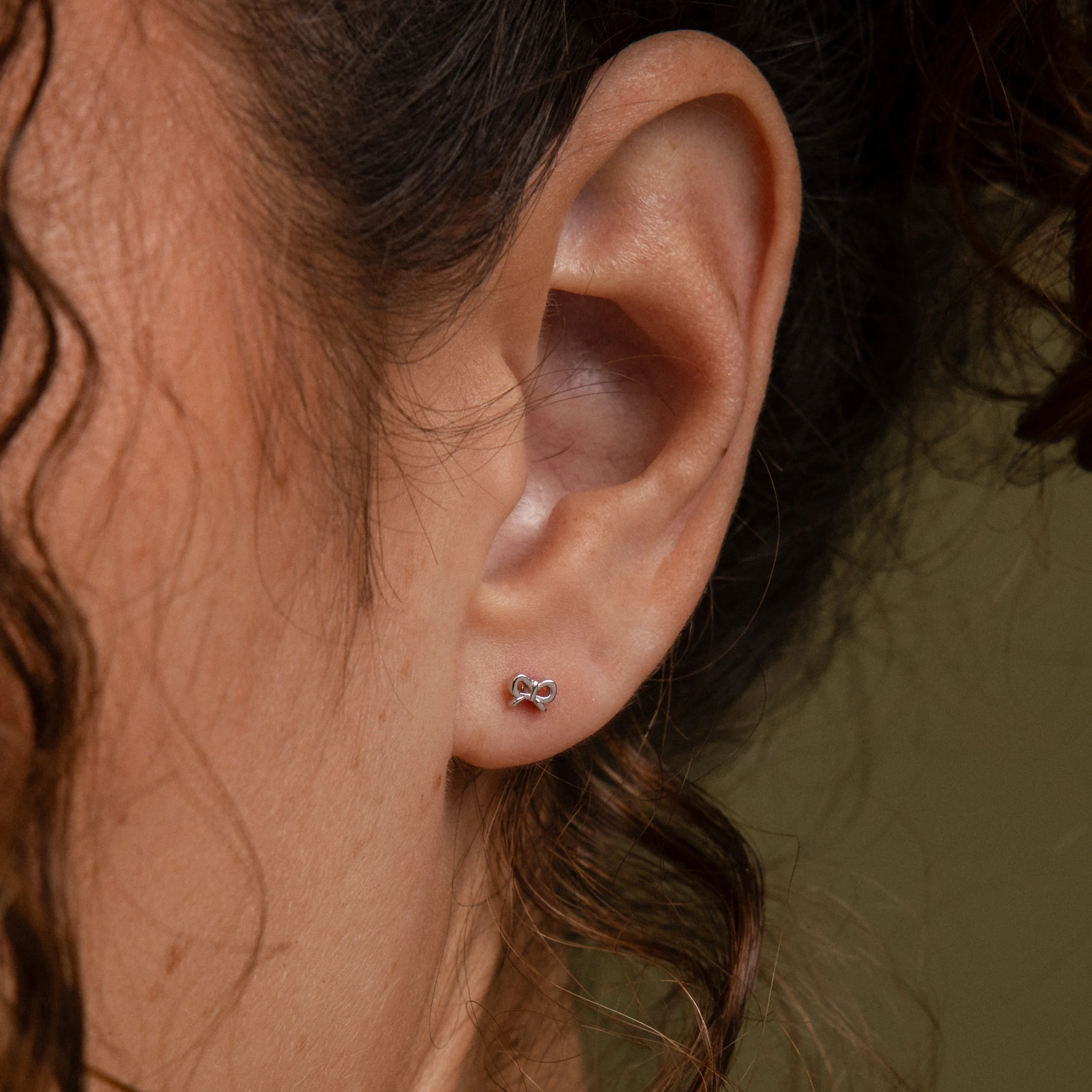 Tiny Bow Flatback Studs - Image 5