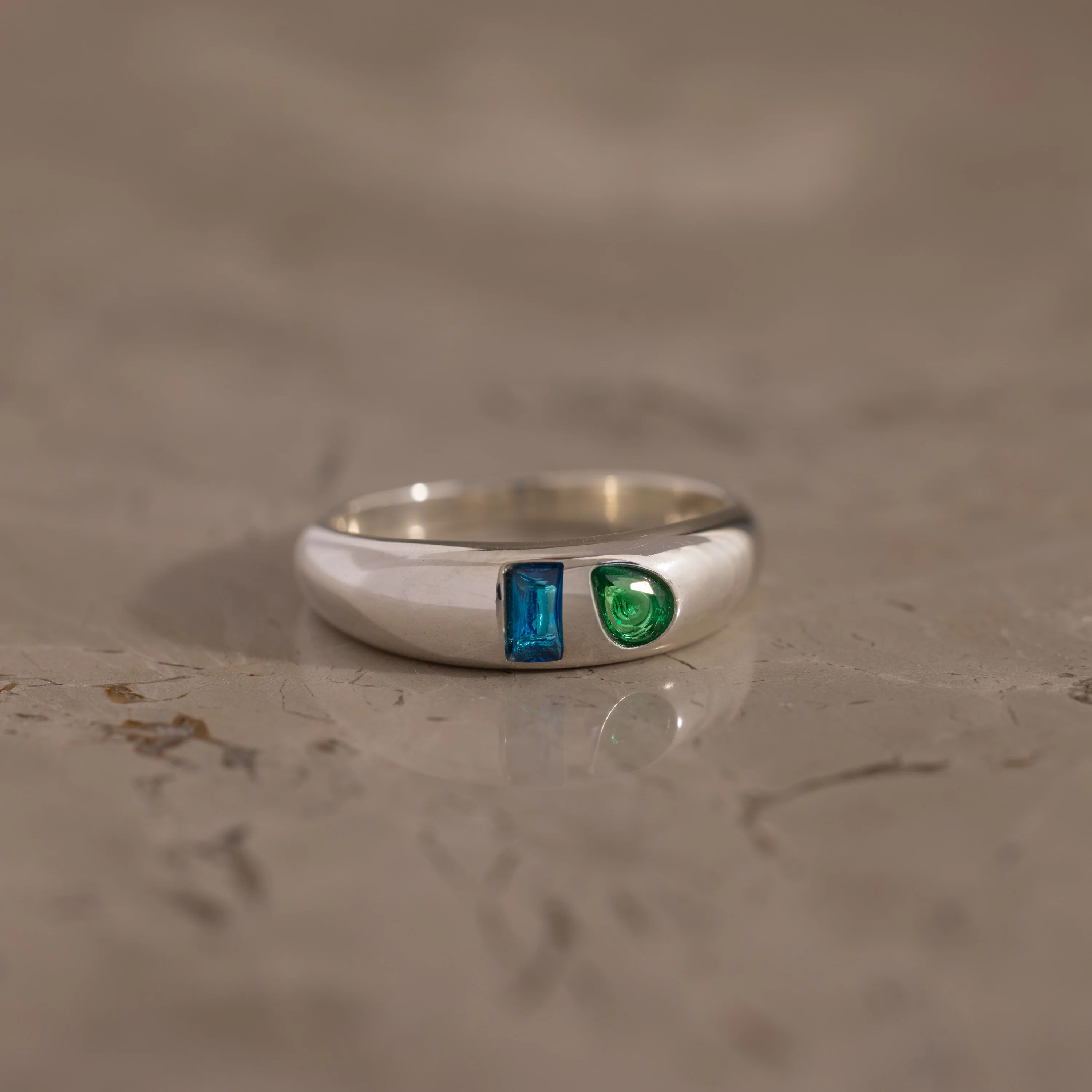 Toi et Moi Dome Ring in Silver - Image 3