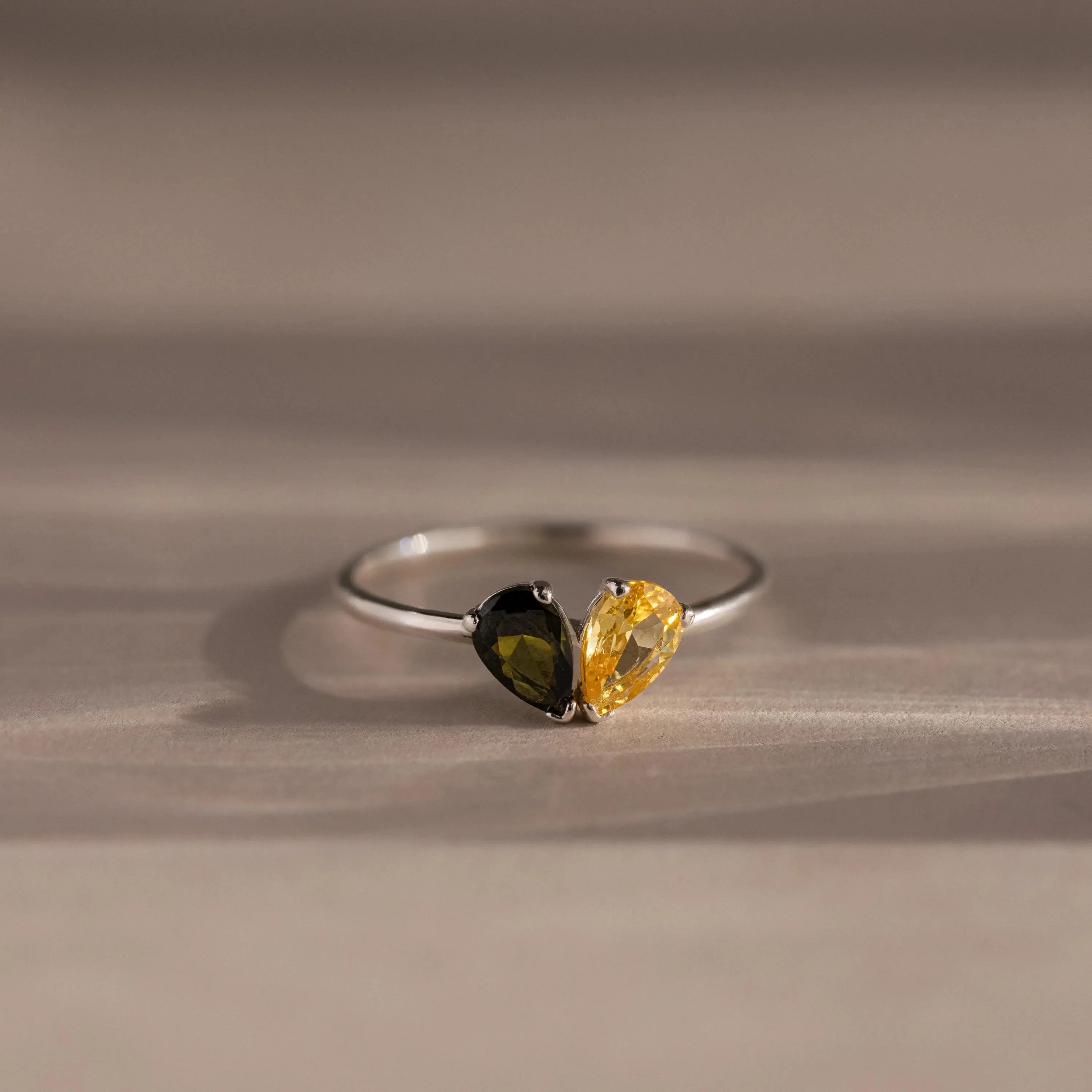 Toi et Moi Teardrop Heart Ring - Image 2