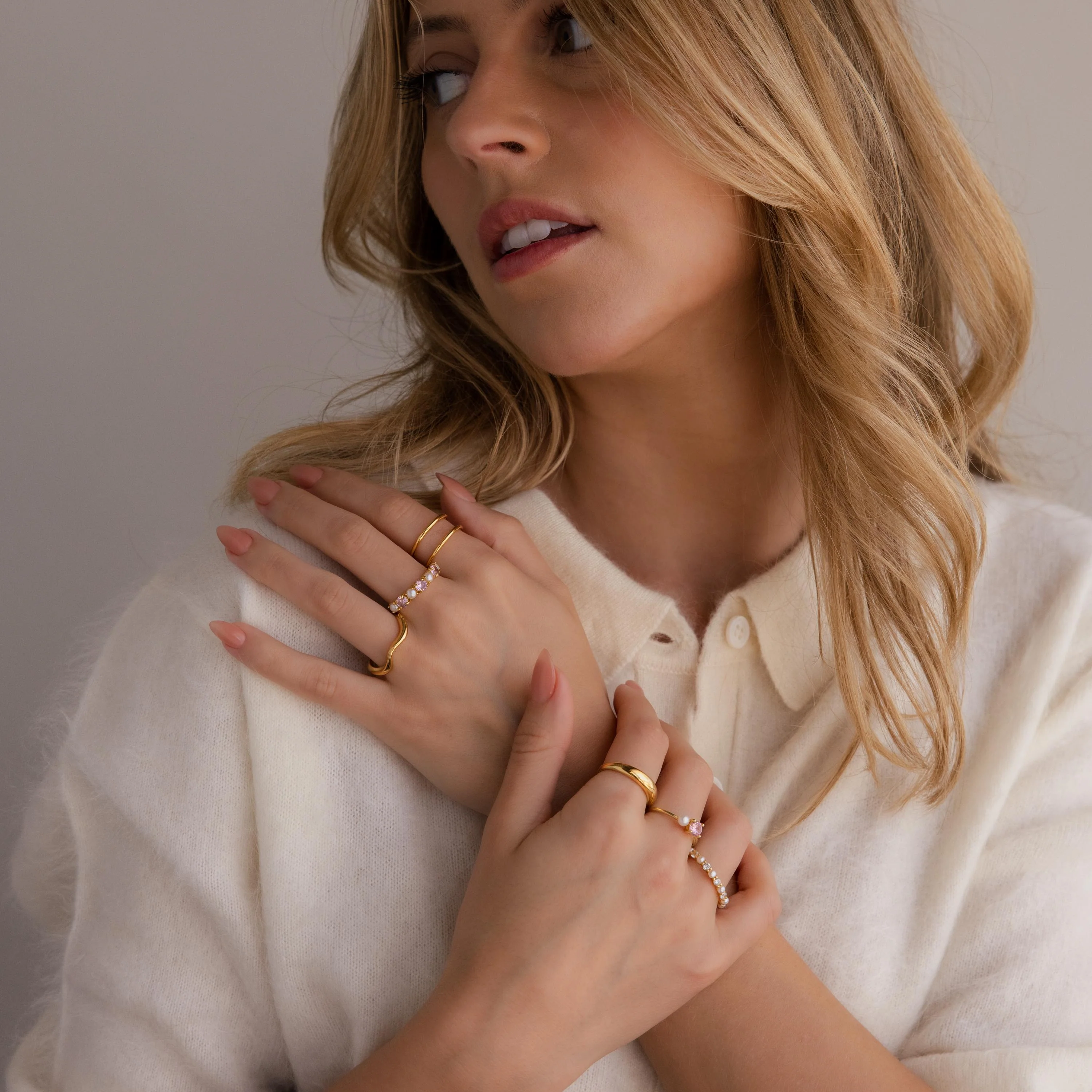 Sapphire & Pearl Lace Ring - Image 5