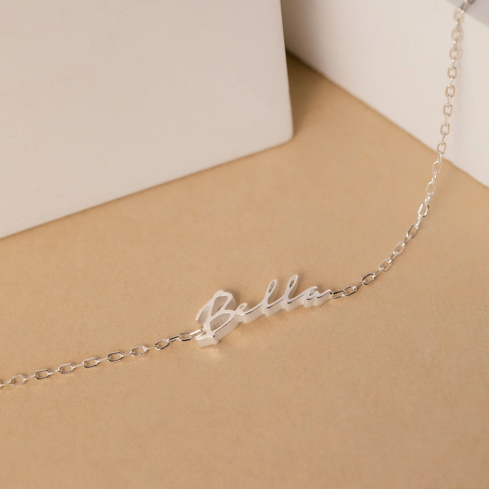 Venice Tiny Name Bracelet - Image 6