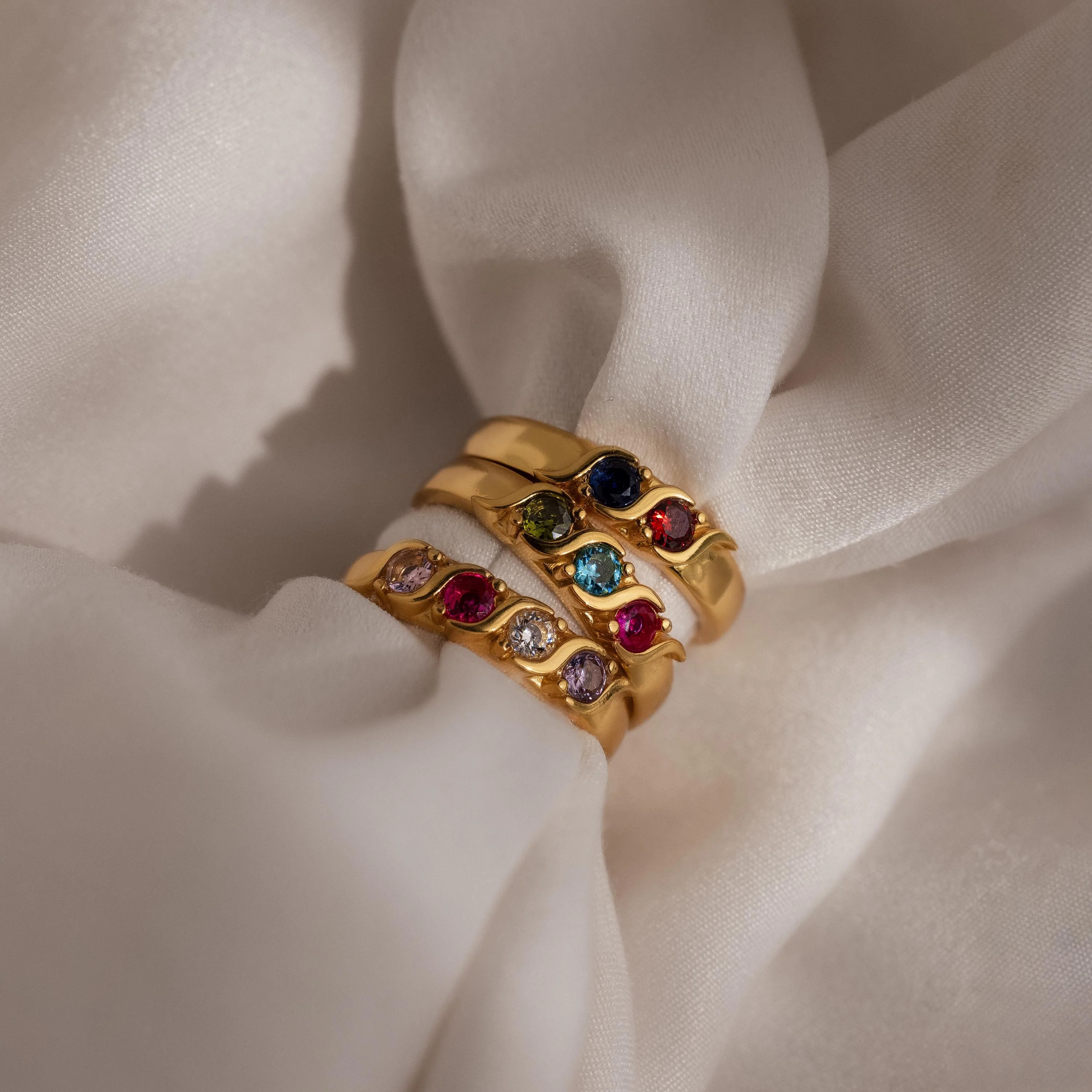 Vintage Multiple Birthstone Ring - Image 3