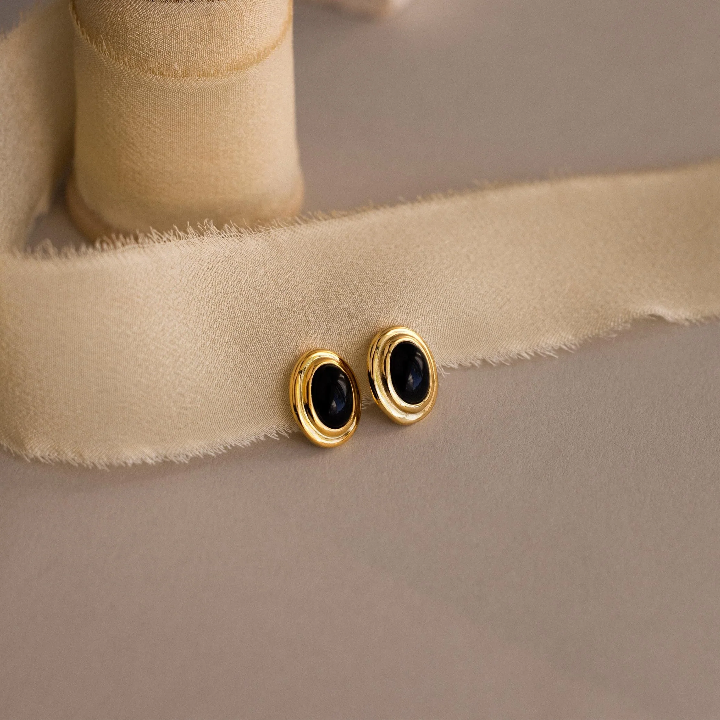 Vintage Oval Black Studs - Image 2