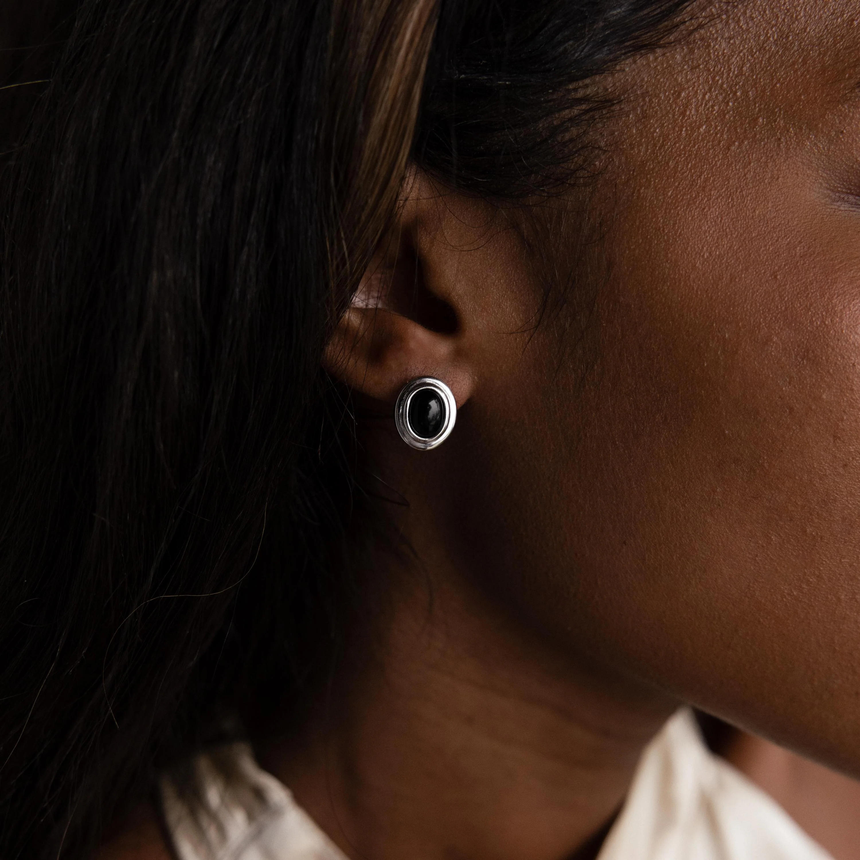 Vintage Oval Black Studs - Image 4