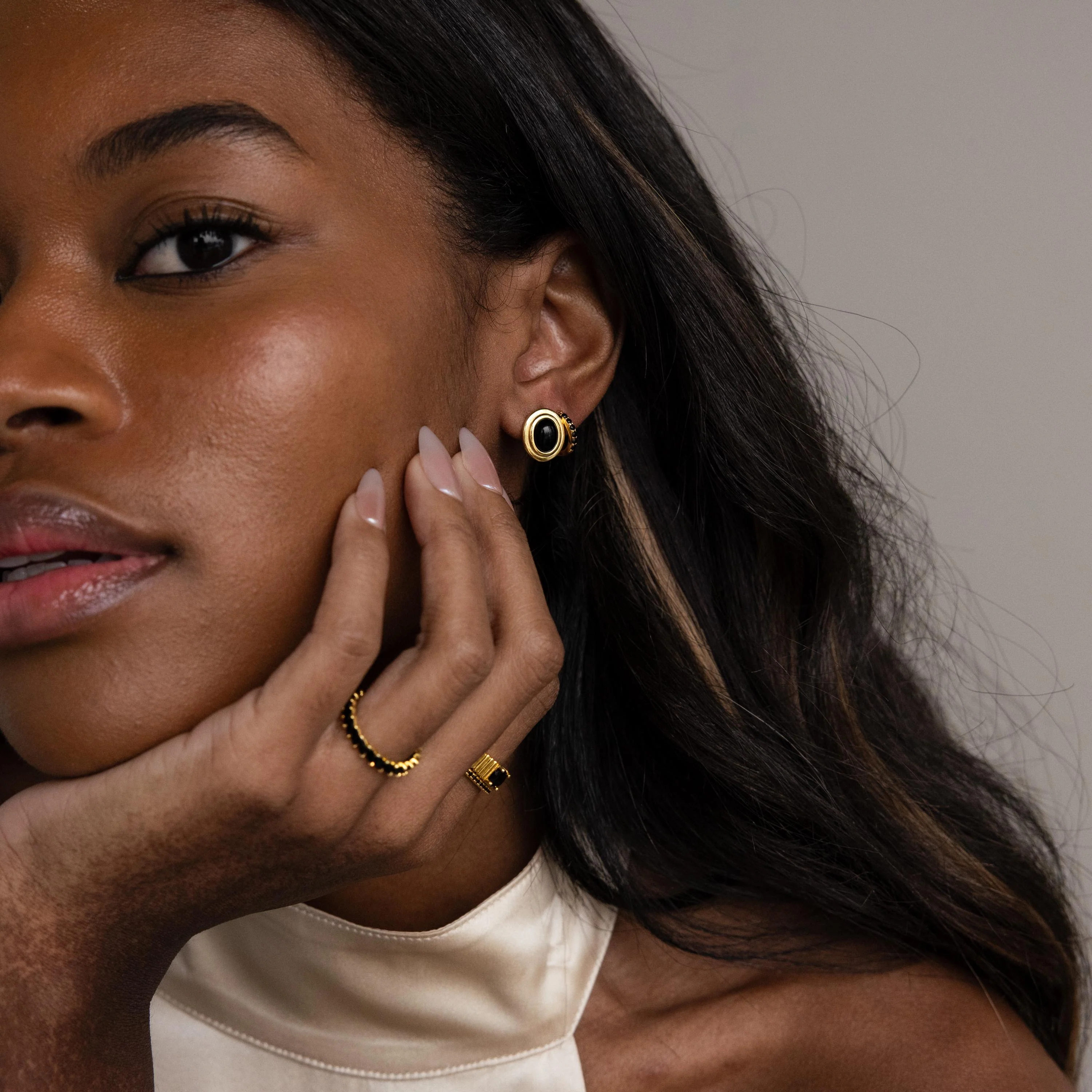 Vintage Oval Black Studs - Image 6