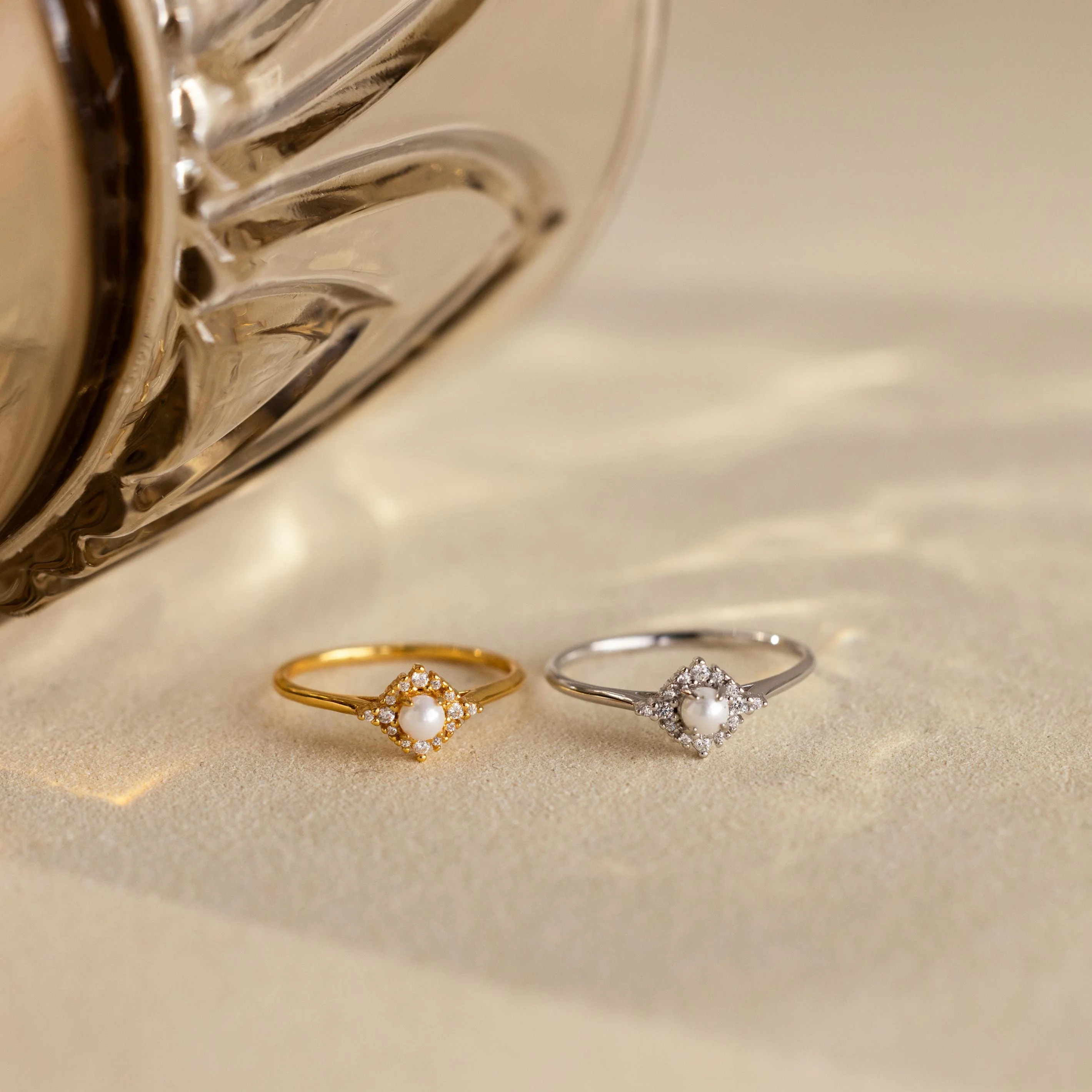 Vintage Pave Pearl Ring in 18K Gold - Image 8