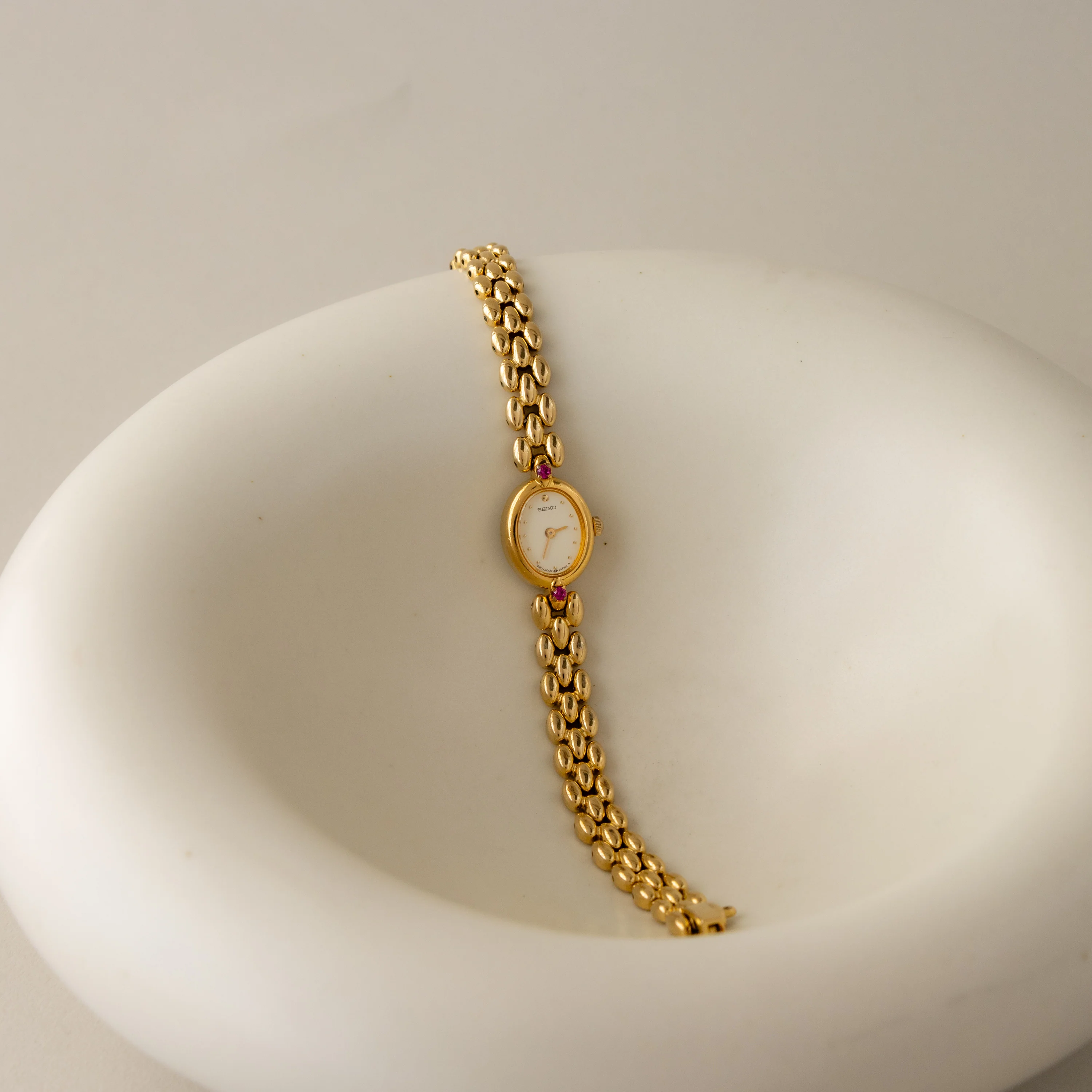 Vintage Seiko Oval Ruby Gold Watch - Image 2