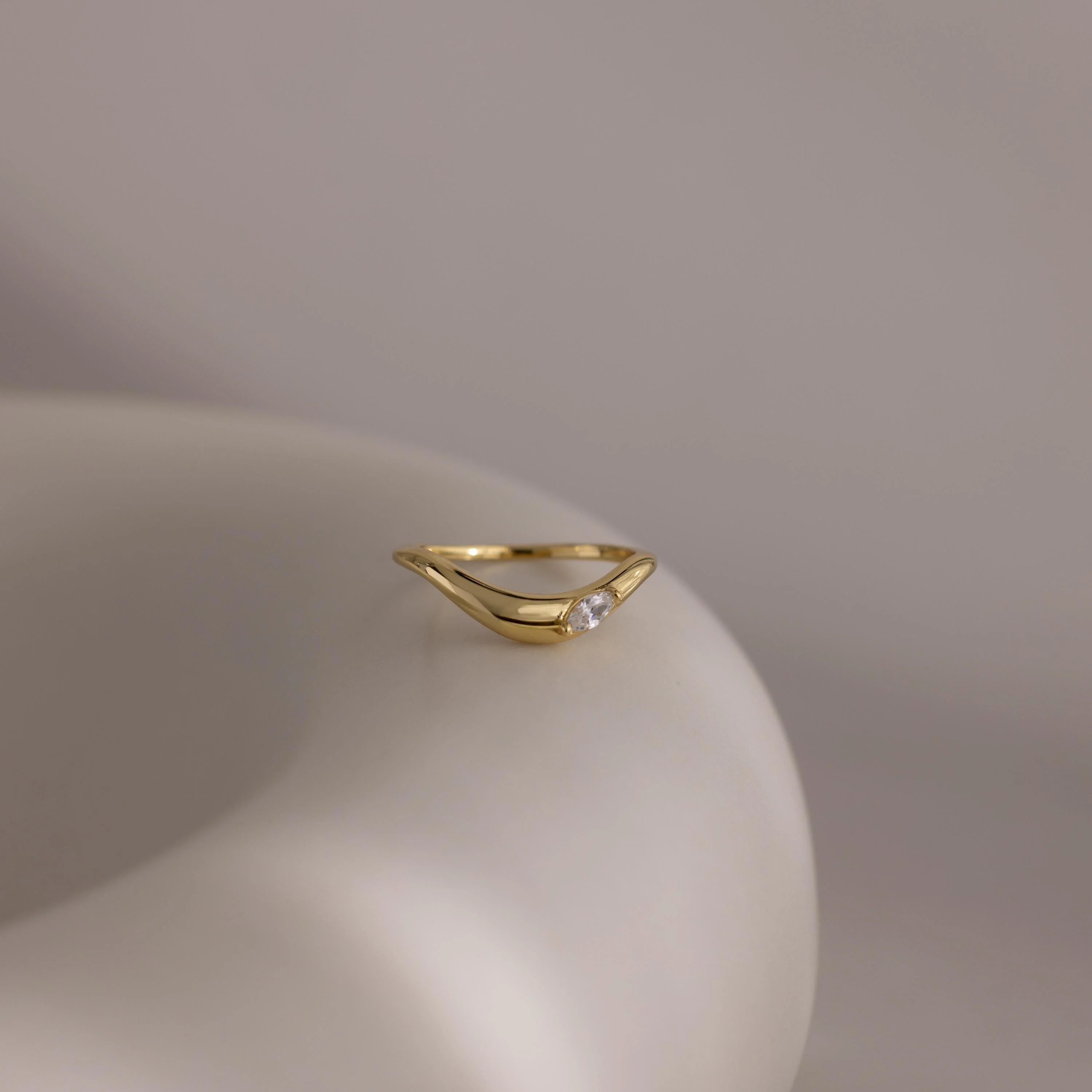 Zen Diamond Curve Ring - Image 3